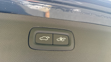 Volvo XC90 2.0 B6P Ultimate Dark 5dr AWD Geartronic Petrol Estate